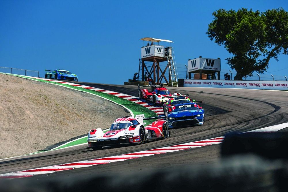 #6 Porsche Penske Motorsport Porsche 963: Mathieu Jaminet, Matt Campbell, Julien Andlauer