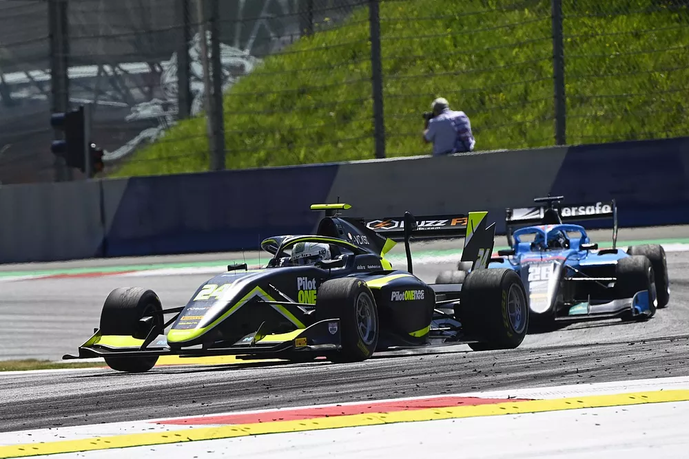 Kaylen Frederick, Carlin Buzz Racing 