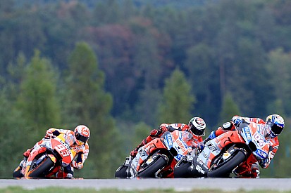 MotoGP Brünn: Dovizioso gewinnt packenden Dreikampf