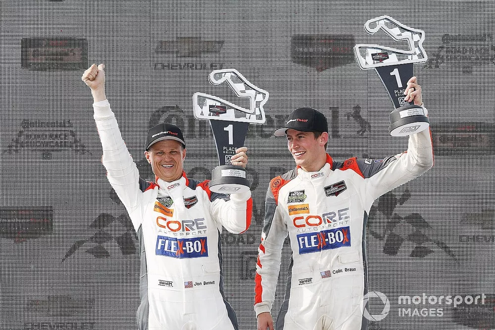 #54 CORE autosport ORECA LMP2, P - Jon Bennett, Colin Braun, podium