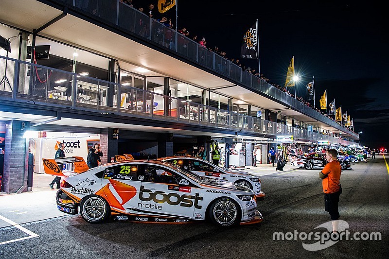 Walkinshaw to investigate 'frustrating' double failure