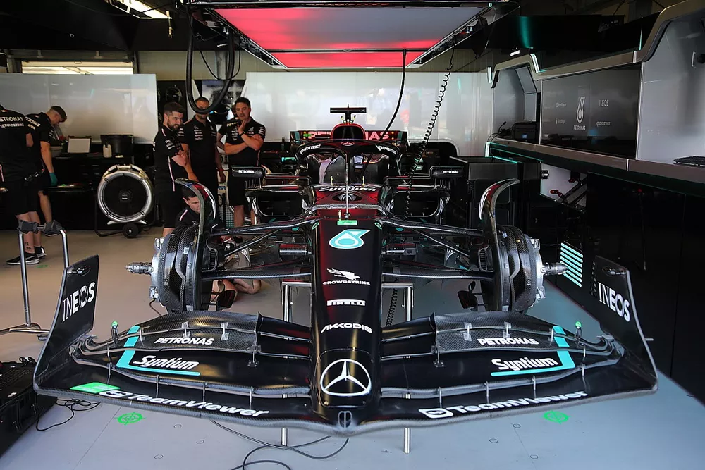 Mercedes W14 front detail
