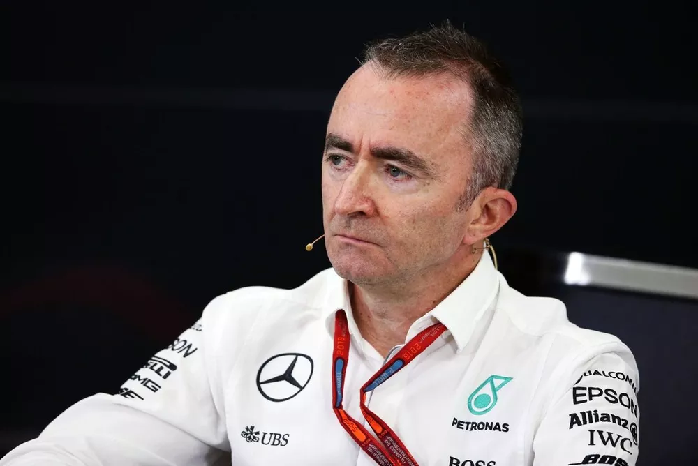 f1-japanese-gp-2016-paddy-lowe-mercedes-amg-f1-executive-director-technical-in-the-fia-pre