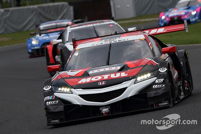 スーパーGT｜映像に残っていなかった1周目のアクシデント……1号車の