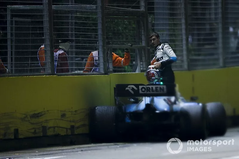 George Russell, Williams Racing FW42 crash