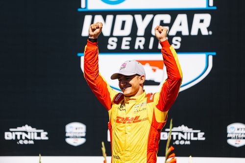 IndyCar Milwaukee: Alex Palou sigue apretando y logra la pole en &oacute;valo