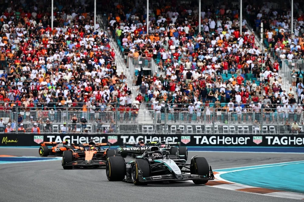 Oscar Piastri, McLaren, Andrea Kimi Antonelli, Mercedes