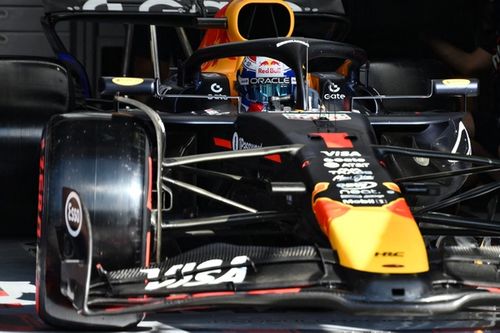 F1: Verstappen 'toma' pole de Sainz para GP do Azerbaijão no quali caótico de Baku; Bortoleto é 13°