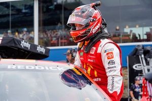 NASCAR Michigan: Reddick puede con Byron en la pr&oacute;rroga 