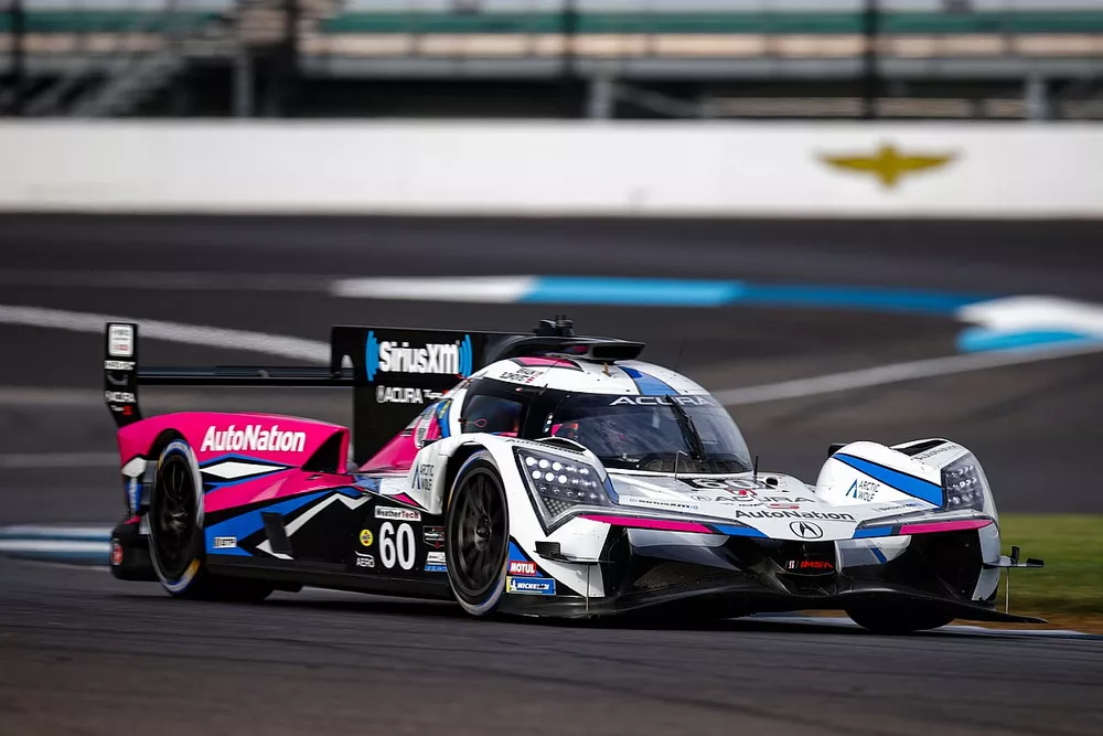 #60 Meyer Shank Racing w/ Curb Agajanian Acura ARX-06: Tom Blomqvist, Colin Braun