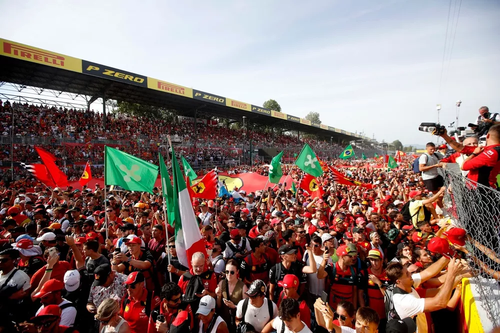 Fans in Monza