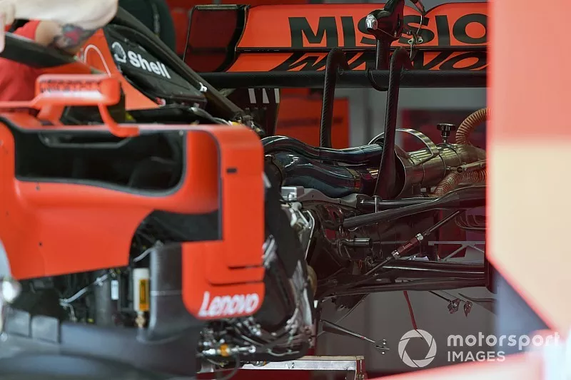 L'&eacute;chappement de la Ferrari SF90
