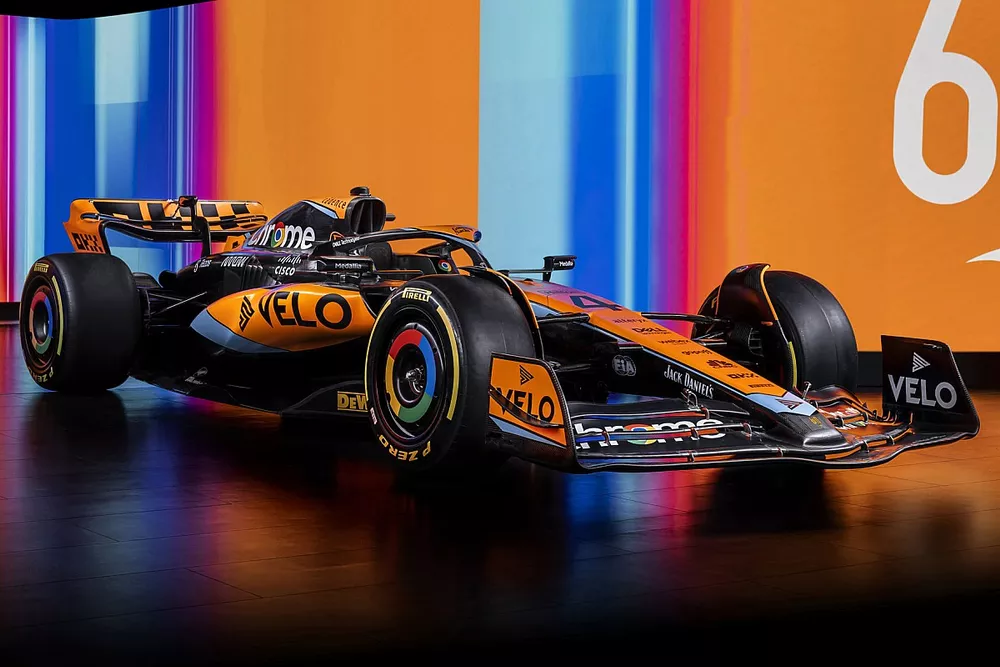 McLaren MCL60