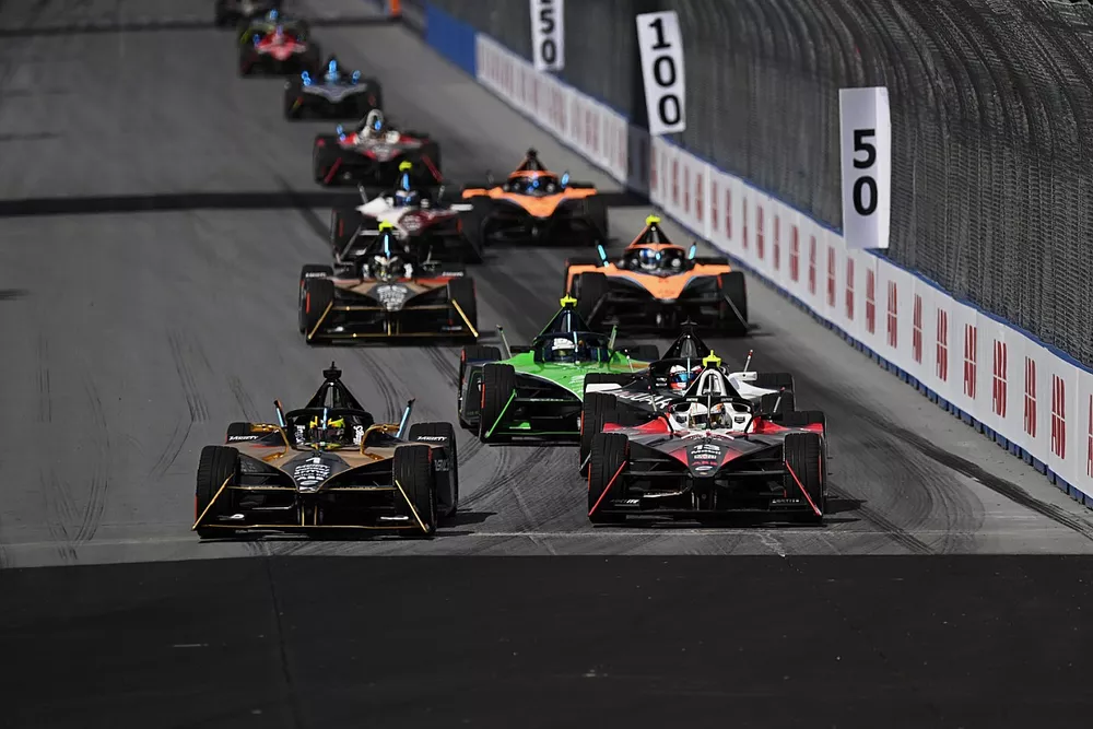 Stoffel Vandoorne, DS Penske, DS E-Tense FE23, Antonio Felix da Costa, Porsche, Porsche 99X Electric Gen3, Nick Cassidy, Envision Racing, Jaguar I-TYPE 6, Jean-Eric Vergne, DS Penske, DS E-Tense FE23, Jake Hughes, NEOM McLar