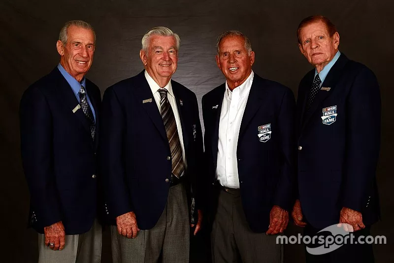 Ned Jarrett, Bobby Allison, David Pearson y Bud Moore
