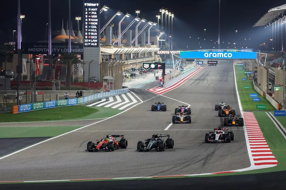 Lewis Hamilton, Ferrari, Andrea Kimi Antonelli, Mercedes, Esteban Ocon, Haas F1 Team