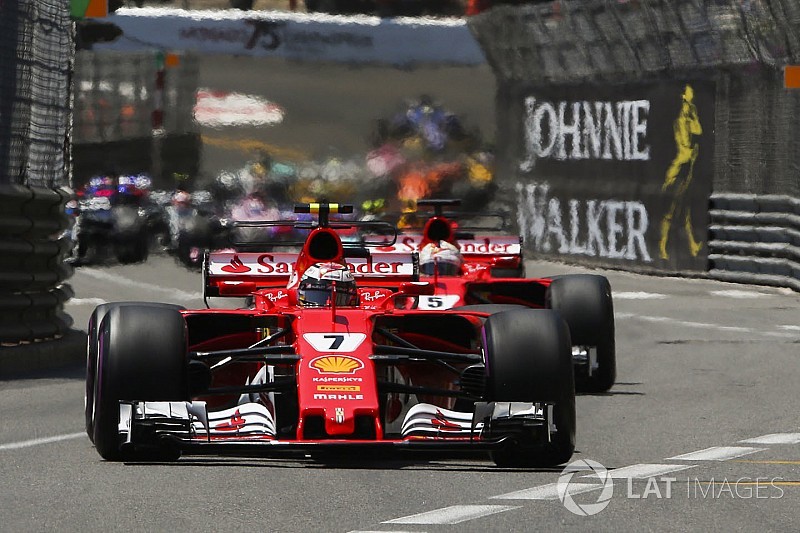 Räikkönen szenzációs rajtelsősége Monacóból a Ferrarival