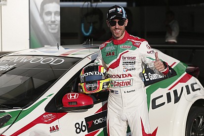 Katar WTCC: Guerrieri pole'de, Michelisz geride kaldı