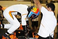 Alonso y Vandoorne no necesitan una carrera loca para puntuar en Bak&uacute;