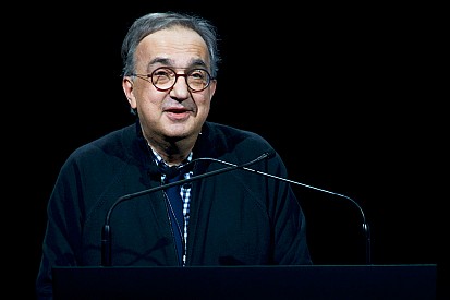 Ferrari y FCA convocan a sus consejos en busca del sustituto de Marchionne