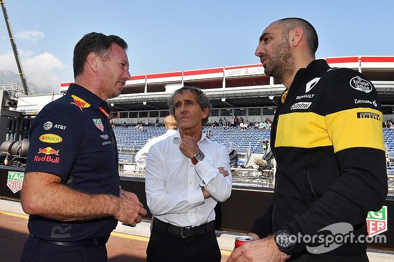 Christian Horner, director del equipo Red Bull Racing, Alain Prost, asesor especial del equipo Renault Sport F1 y Cyril Abiteboul, director general de Renault Sport F1