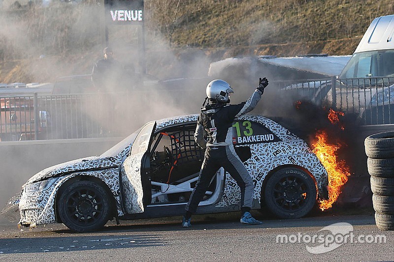 Andreas Bakkerud: Feuer-Unfall bei Testrennen in Belgien