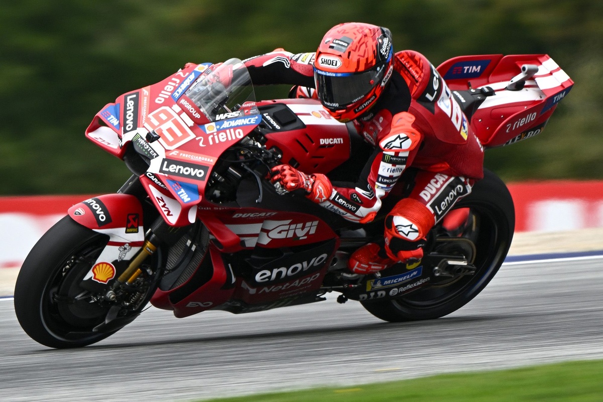 EL2 - Márquez finit au sol mais avec le meilleur temps