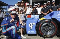 Scott Dixon gana la pole de Indy 500; Alonso saldr&aacute; en el quinto lugar