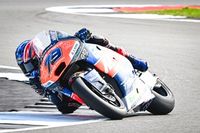 Moto2 Silverstone: Ogura puede con Canet y se lleva su primera pole de 2024