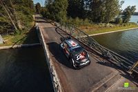 Kwintet Yaris&oacute;w, Latvala oraz Polacy