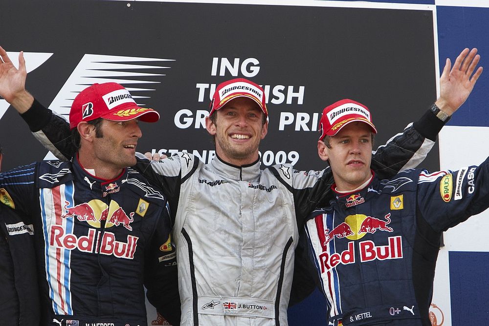 Podio: El ganador de la carrera Jenson Button, Brawn GP, segundo lugar Mark Webber, Red Bull Racing, tercer lugar Sebastian Vettel, Red Bull Racing