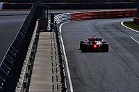 Red Bull faz teste em Silverstone com Albon; Verstappen não está presente por restrições de quarentena