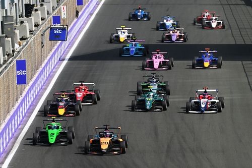 La serie de Netflix F1 Academy se estrenará en mayo