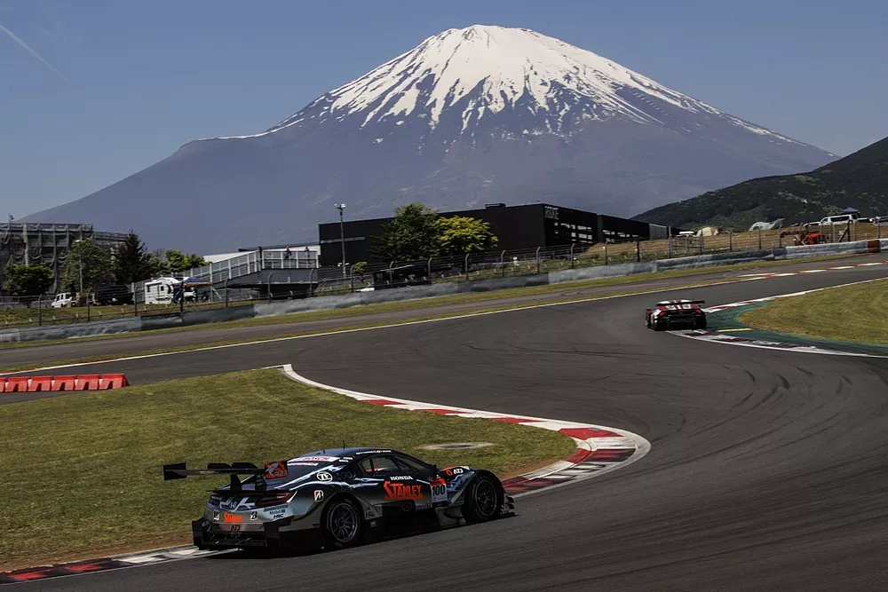 #100 STANLEY NSX-GT