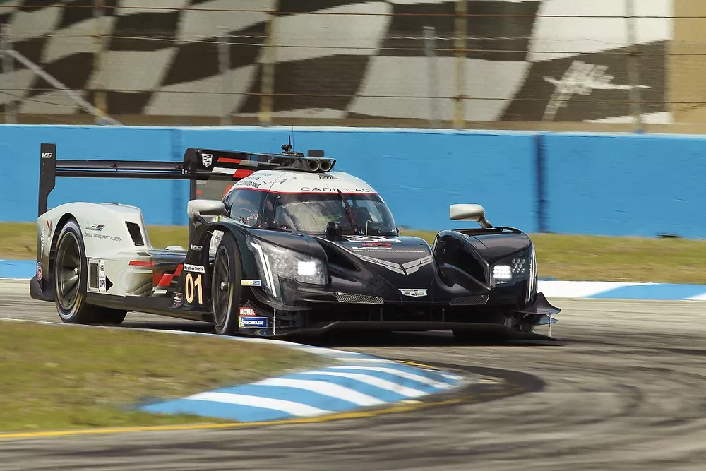 #01 Chip Ganassi Racing Cadillac DPi: Renger van der Zande, Sebastien Bourdais, Ryan Hunter-Reay