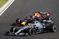 Com estrat&eacute;gia perfeita, Hamilton supera Verstappen e vence GP da Hungria