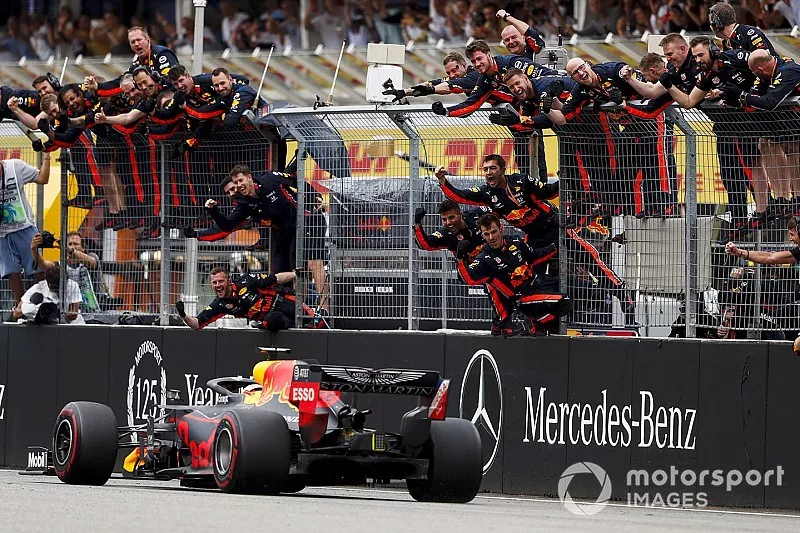 Race winner Max Verstappen, Red Bull Racing 