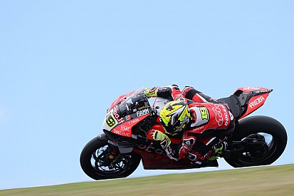 Phillip Island WSBK: Bautista beats Rea for second straight win