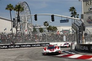 Hat trick Porsche i BMW