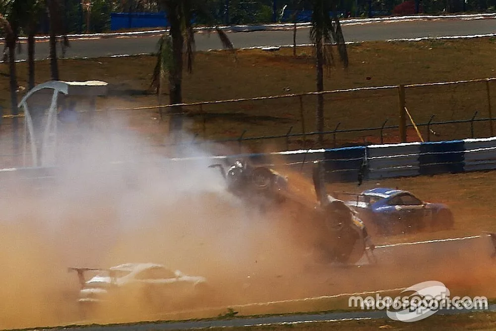 Acidente de Pedro Piquet em Goi&acirc;nia