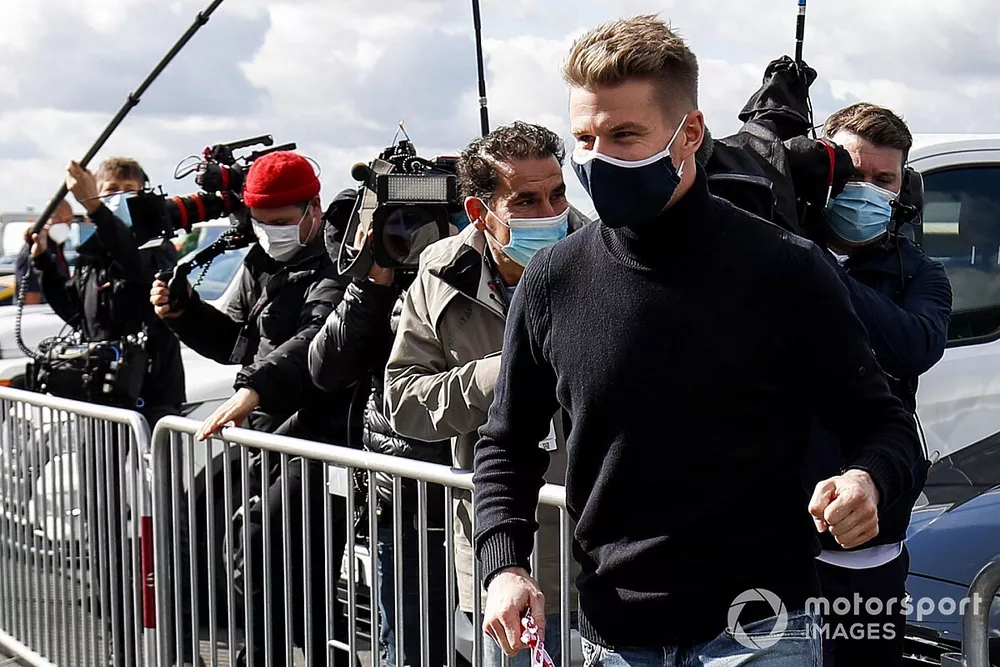 Nico Hulkenberg, Racing Point, llega al circuito