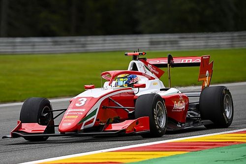 Spa F3: Sargeant gana la carrera al sprint y es líder de nuevo