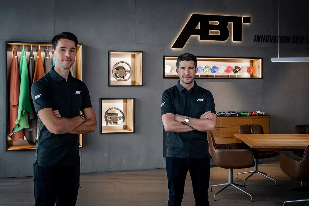 Kelvin van der linde and Mike Rockenfeller, Abt