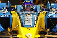 Zhou, agradecido a Alonso, quiere marcar un legado como el suyo