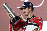 MotoGP: Bagnaia ganha 'respiro' e decisão de título fica para última etapa; confira mundial