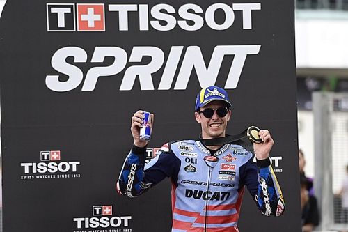 Álex Márquez gana la sprint en Malasia, Martín vence a Bagnaia