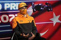 F1: Norris acredita que Ferrari mudou seu ritmo:  estão mais fortes