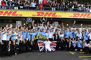 Directivo de Mercedes pone a Hamiton al nivel de Fangio y Schumacher