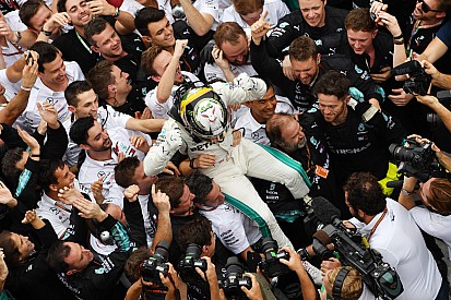2018 Formula 1 takımlar şampiyonu Mercedes oldu!