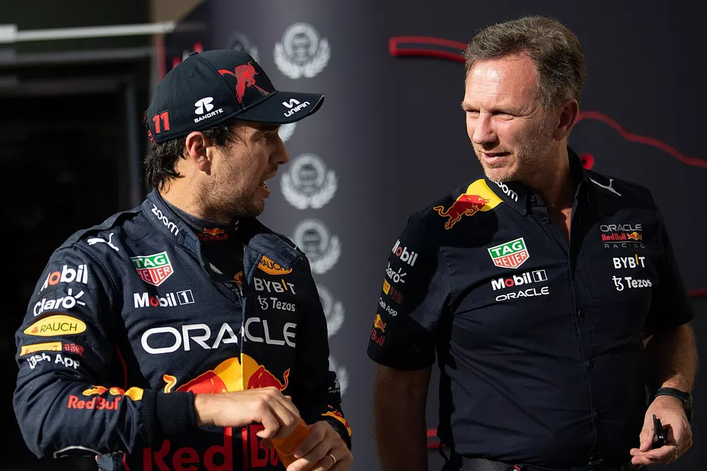 Sergio Perez, Red Bull Racing, et Christian Horner, team principal de Red Bull Racing